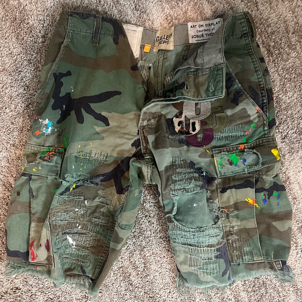 Gallery Dept Green Camo Cargo Shorts with Painterly Paint Accents - Picture 5 of 6